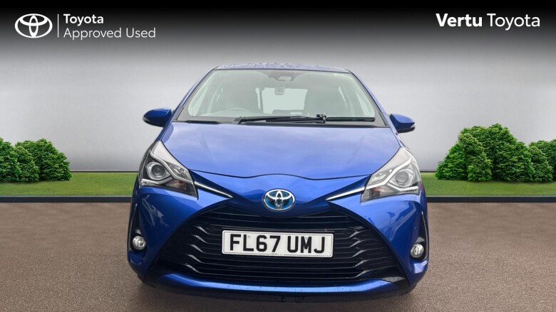 Toyota Yaris 1.5 Hybrid Icon Tech 5dr CVT Hybrid Hatchback